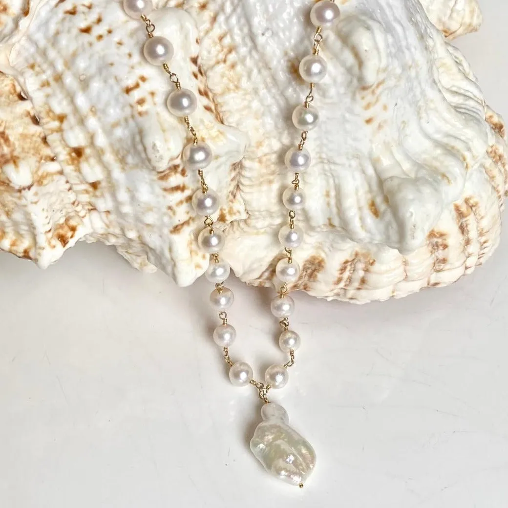 Pearl Necklace with Nugget Drop